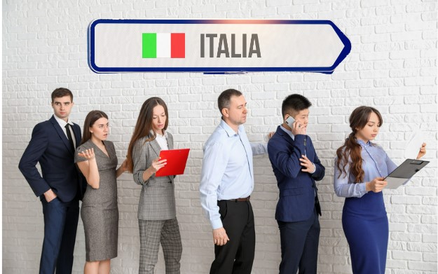 la noticia de hacer la ciudadania italaiana en italia atrae a mucho descendientes que desean hacer la ciudadanía y colpasan las comunas 